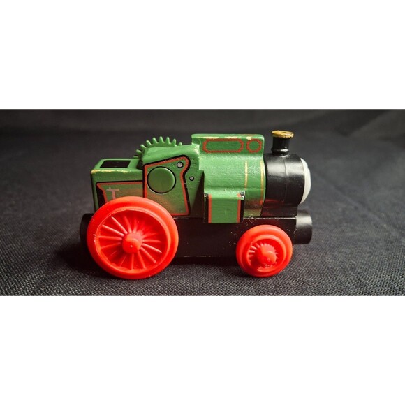 Thomas The Train Wooden Magnetic Trains Lot of 8 Thomas, Mavis, Trevor & More! - Picture 14 of 16